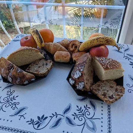 住宿加早餐酒店 Les De Noella 3*