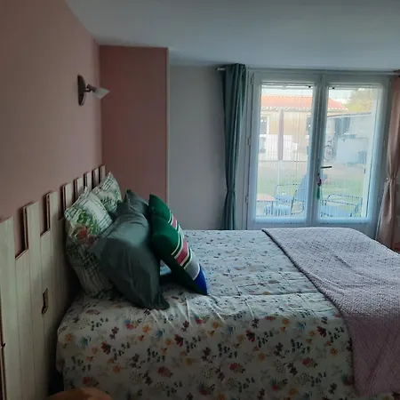 Bed & Breakfast Les De Noella 3*